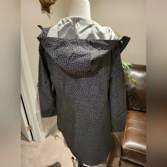 Tribal Women's Animal Print Water Repellent Raincoat with  Hood - Picture 4 of 7